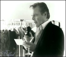 Robert Wagner as Lyle Devereaux Green